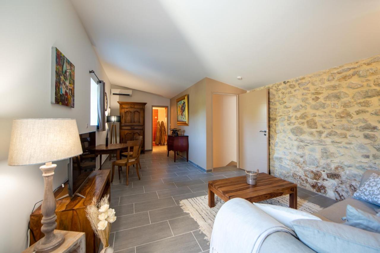 La Maison De Livia, Chambres D'Hotes, Piscine Chauffee, Proche Uzes, Nimes, Ales Sauzet  Exterior photo